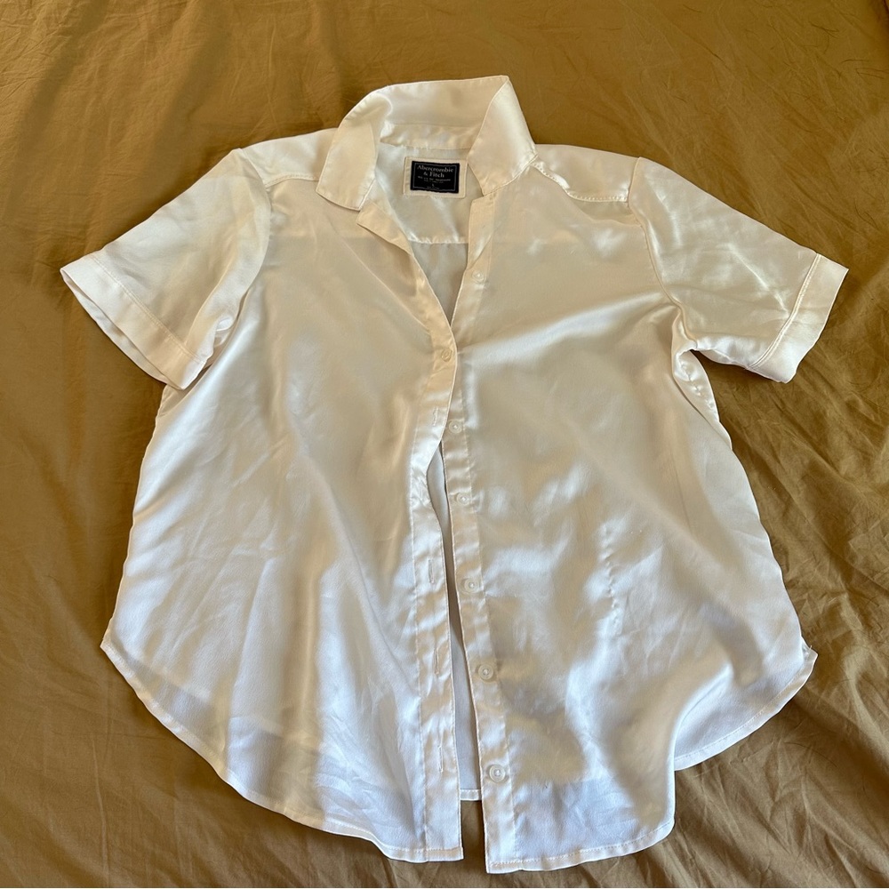 Abercrombie - silk short sleeve button up